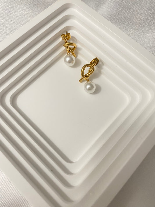 Isa Earrings